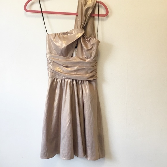 Topshop Foil Twist One Shoulder Champagne Rose Gold Metallic Mini Dress Sz 0 - Picture 5 of 12